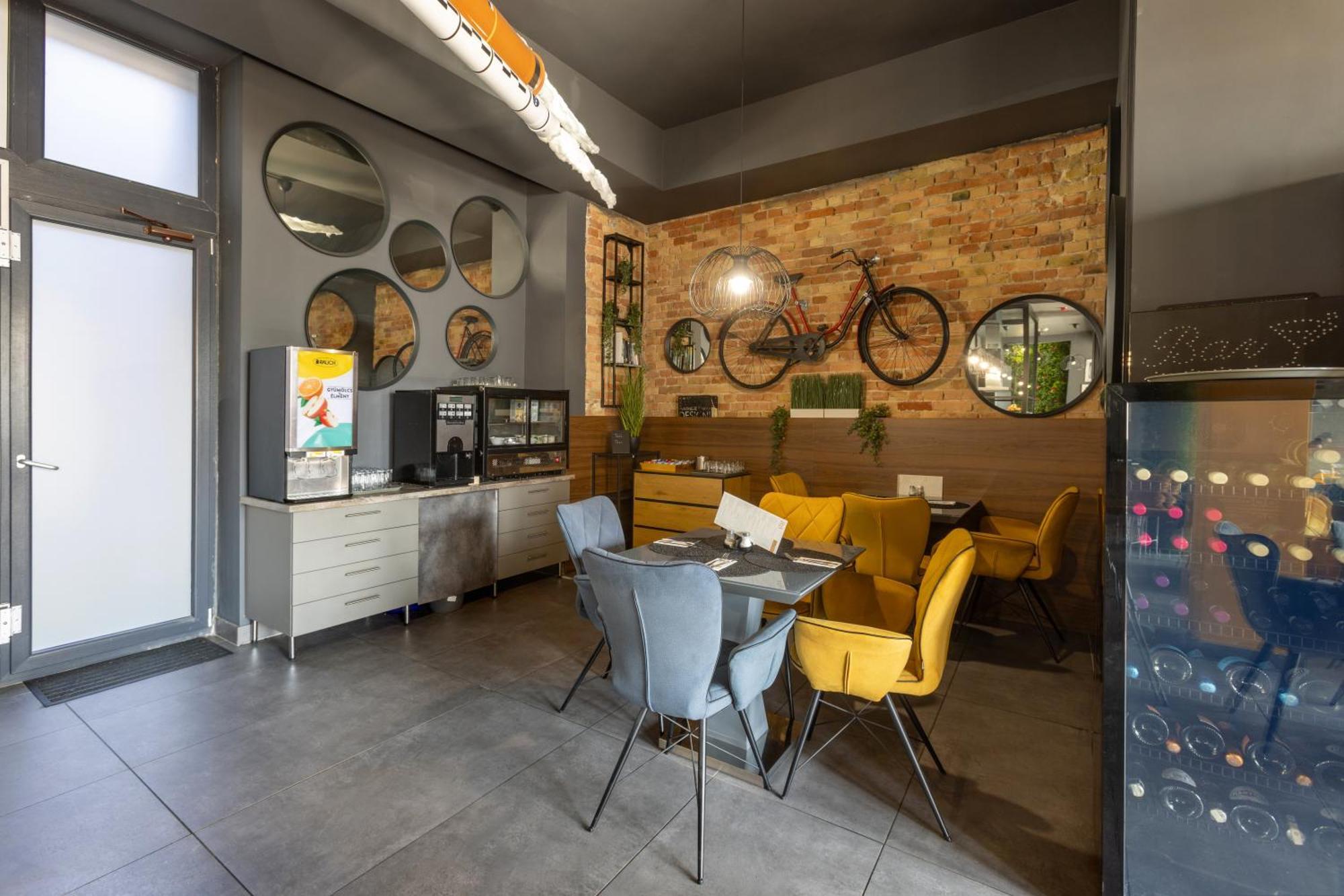 R73 Residences Печ Екстер'єр фото