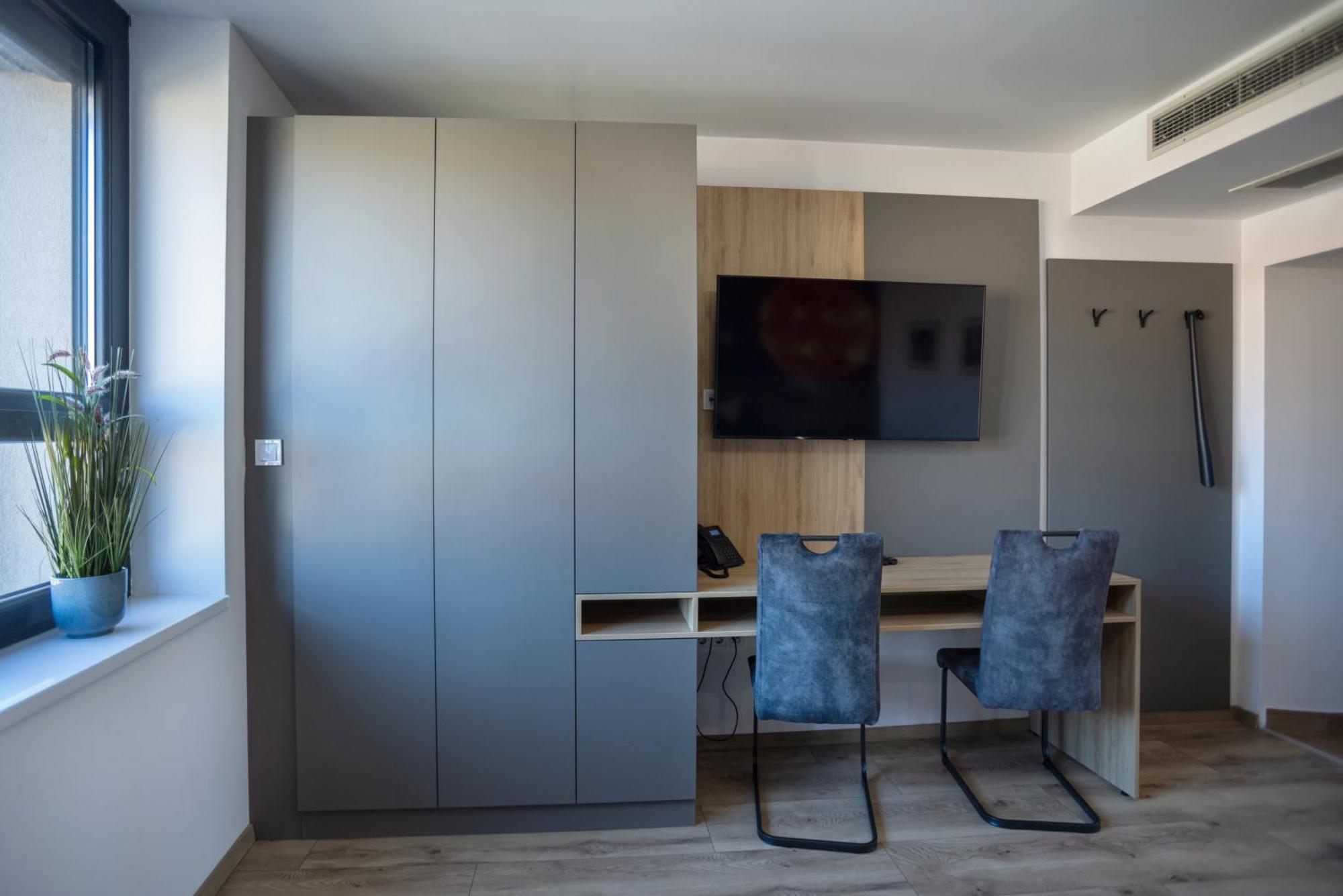 R73 Residences Печ Екстер'єр фото